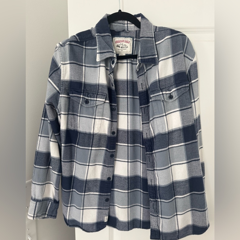 American Eagle Outfitters Blue and White Plaid Shirt